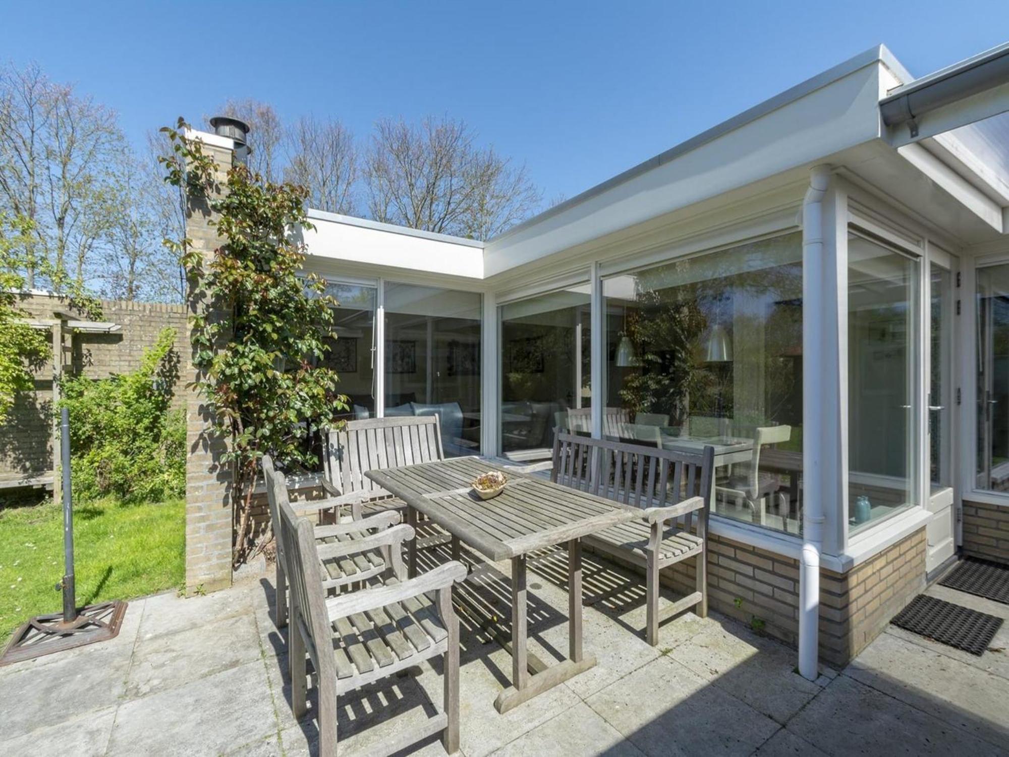 Stylish Bungalow With A Large Garden Sint Maartensvlotbrug Екстер'єр фото