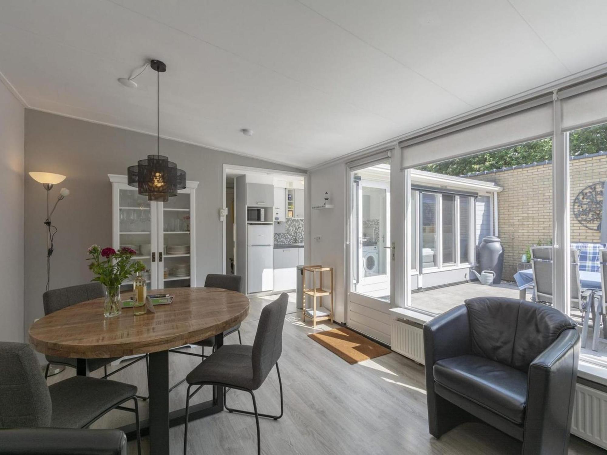 Stylish Bungalow With A Large Garden Sint Maartensvlotbrug Екстер'єр фото
