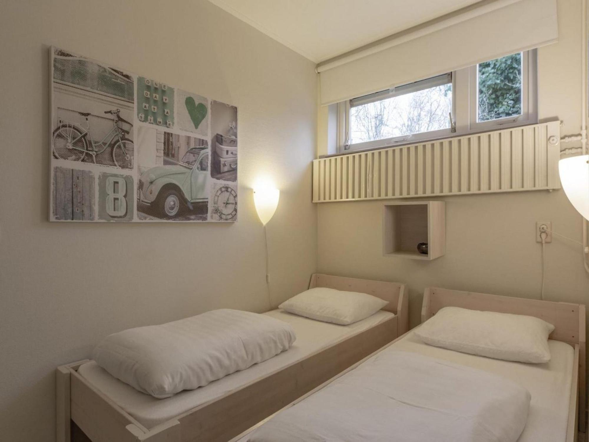 Stylish Bungalow With A Large Garden Sint Maartensvlotbrug Екстер'єр фото