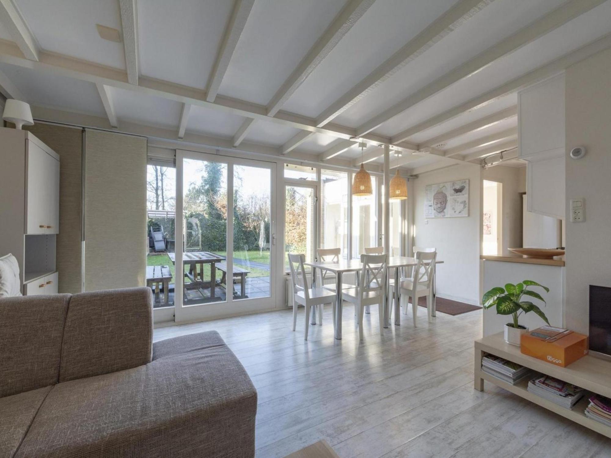 Stylish Bungalow With A Large Garden Sint Maartensvlotbrug Екстер'єр фото